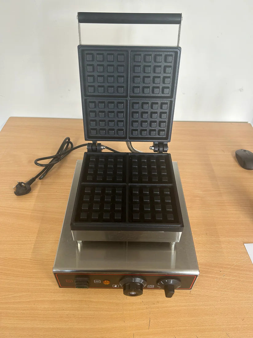 Square Commercial Waffle Maker| Now Only £139.99!! | Free UK Delivery image 0