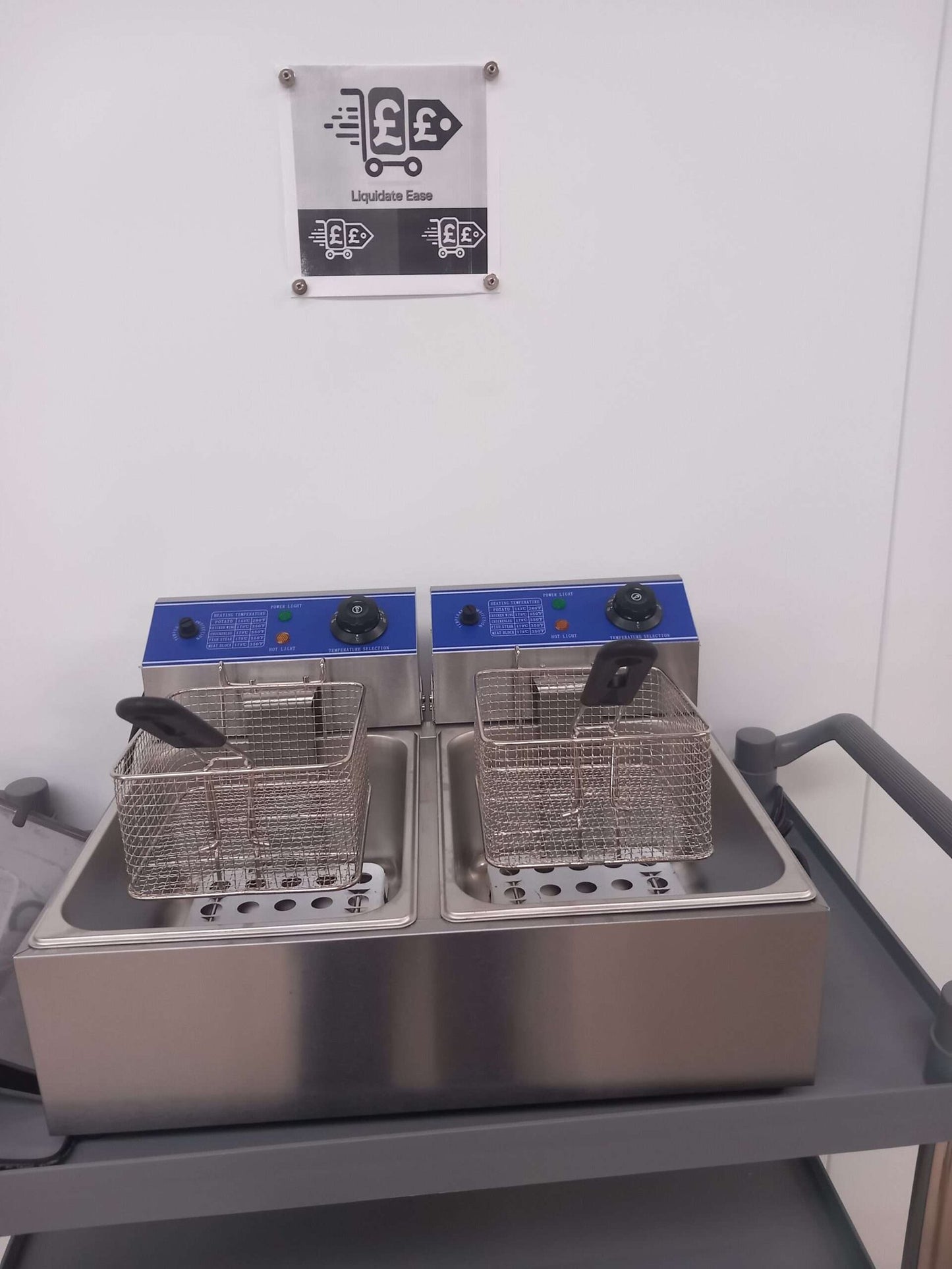 Commercial Double Fryer | Now Only £119.99!! | Free UK Delivery image 1